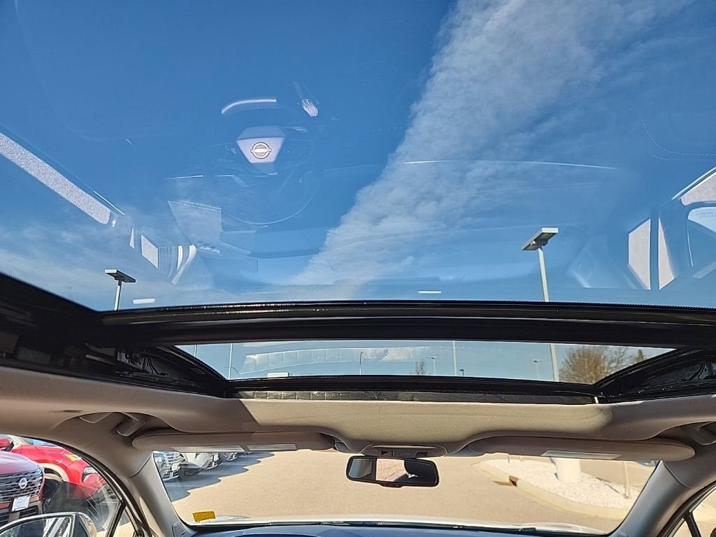 2025 Nissan Murano SL