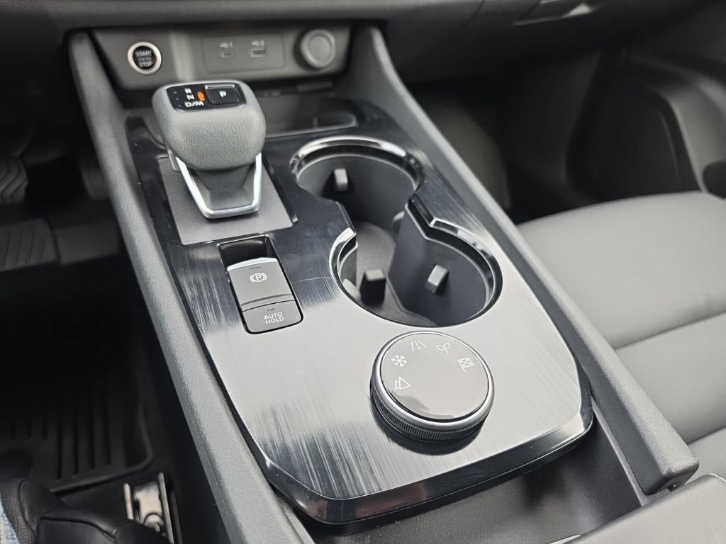 2022 Nissan Rogue SV Intelligent AWD