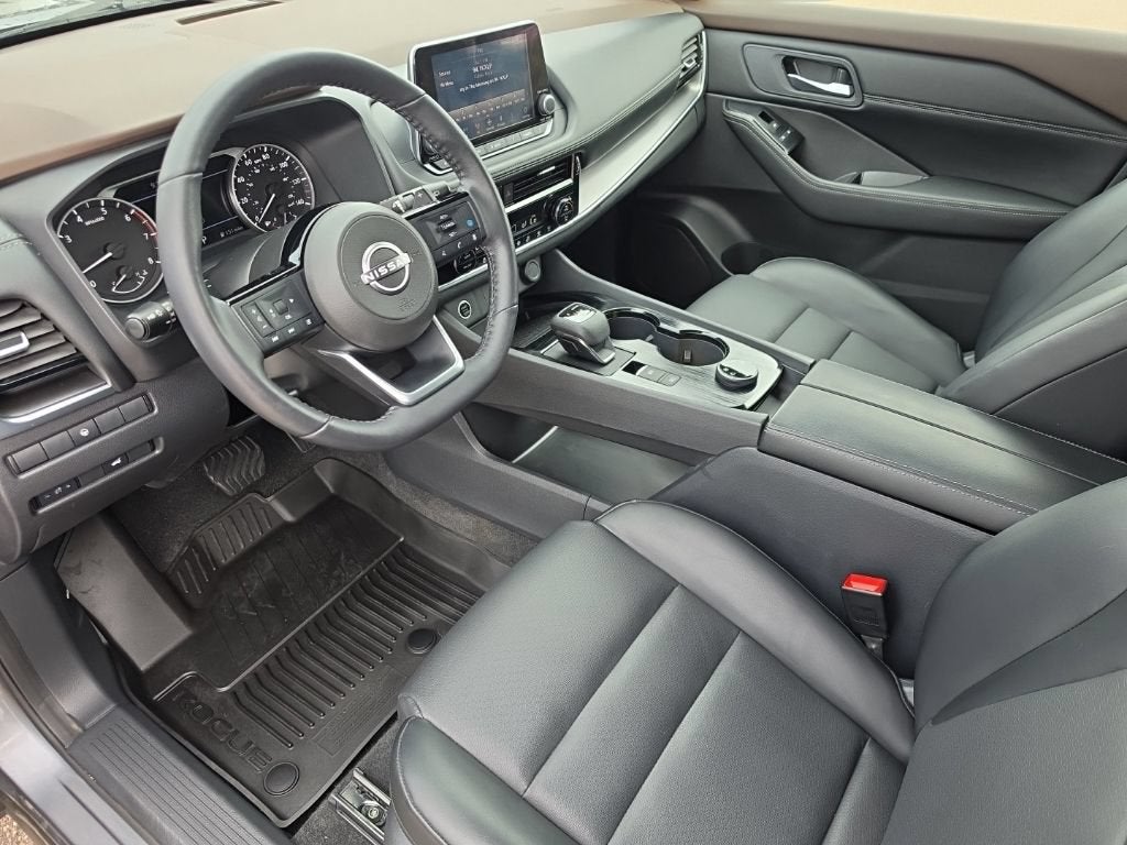 2022 Nissan Rogue SV Intelligent AWD