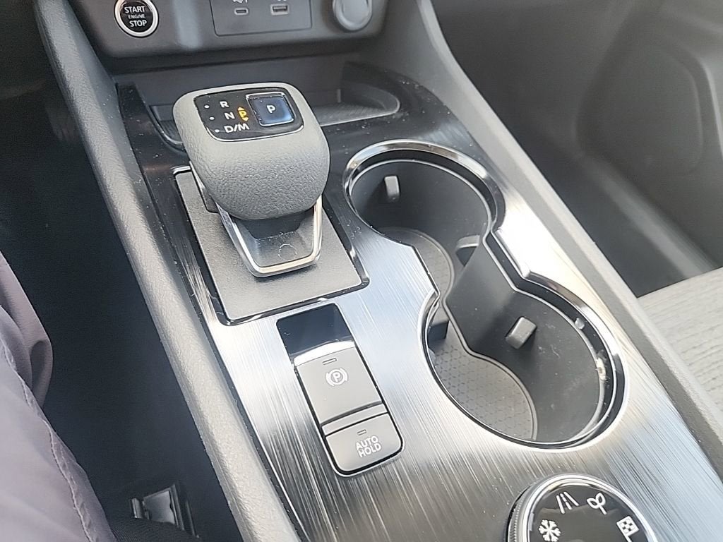 2022 Nissan Rogue SV Intelligent AWD