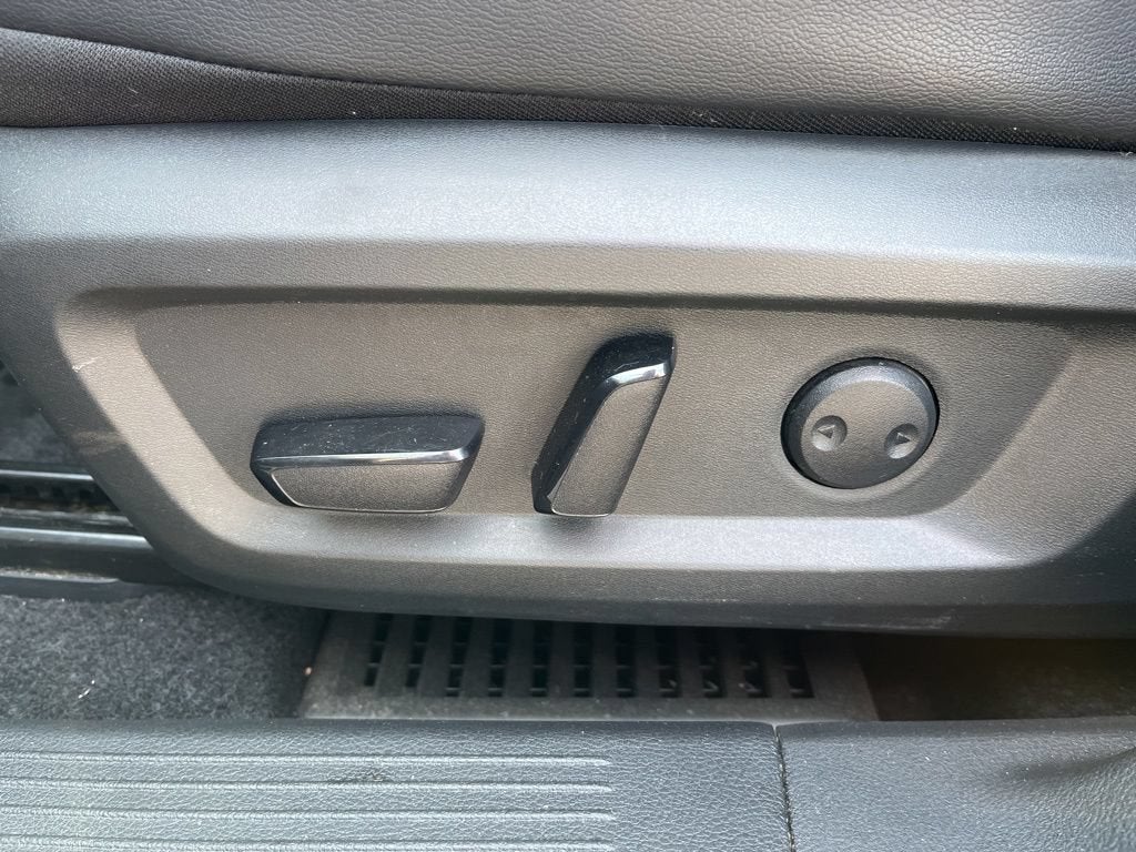 2023 Nissan Rogue SL Intelligent AWD