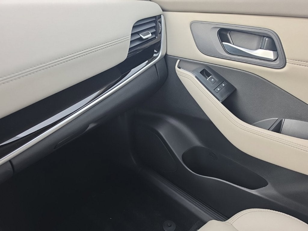 2023 Nissan Rogue SL Intelligent AWD