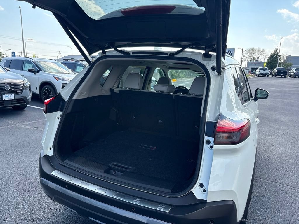 2023 Nissan Rogue SL Intelligent AWD