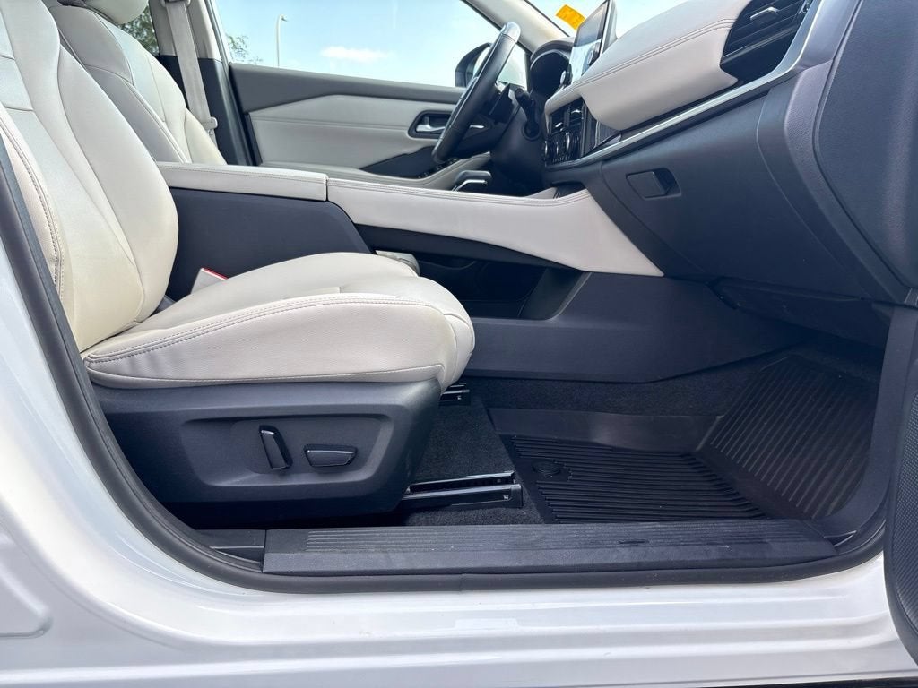 2023 Nissan Rogue SL Intelligent AWD