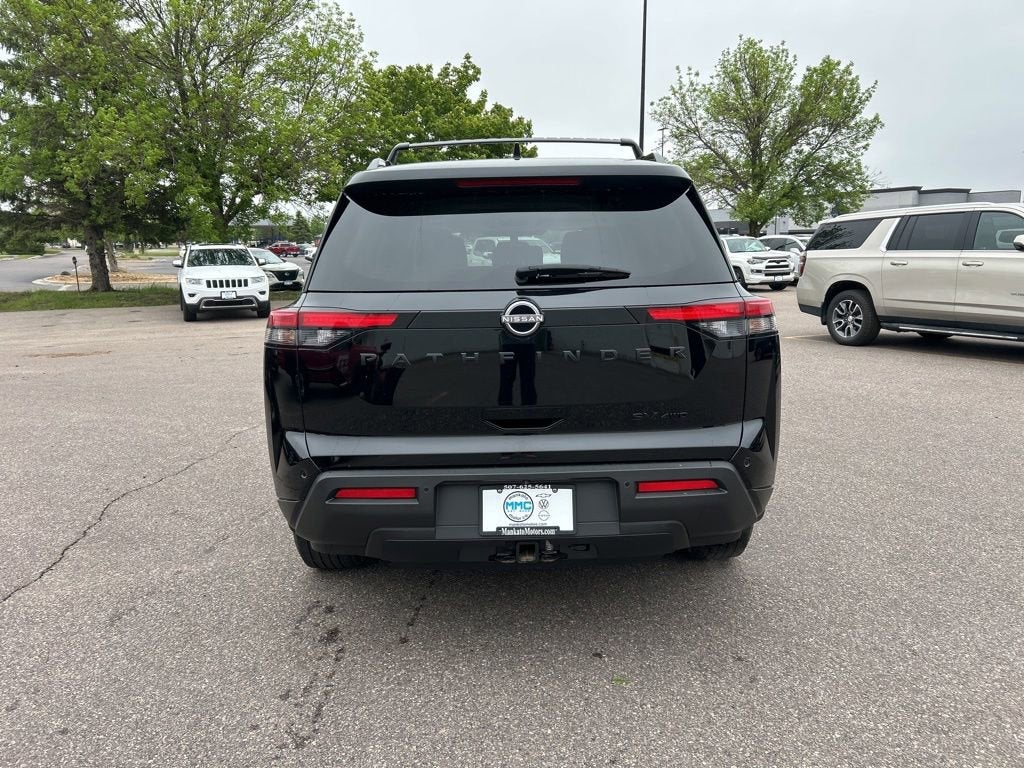 2024 Nissan Pathfinder SV 4WD