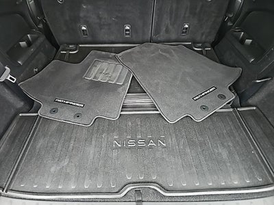 2022 Nissan Pathfinder SL 4WD