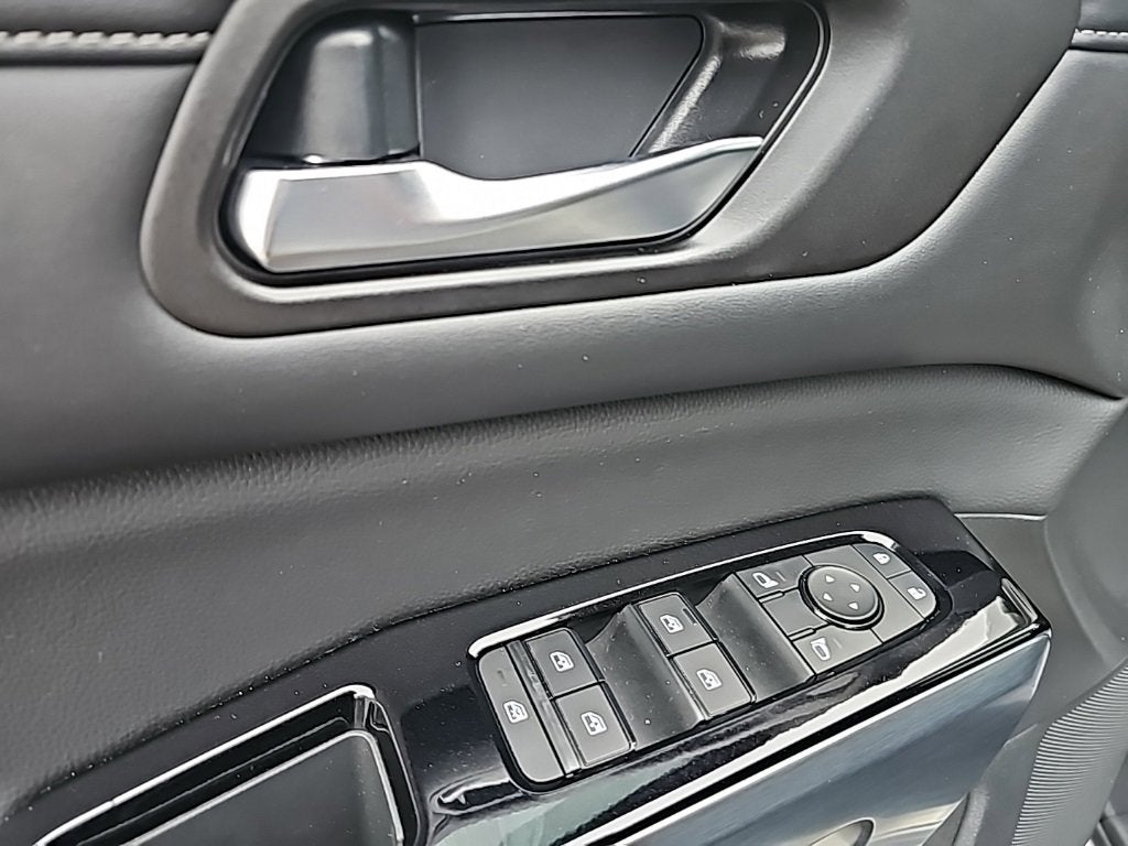 2022 Nissan Pathfinder SL 4WD