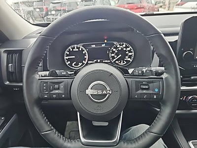 2022 Nissan Pathfinder SL 4WD