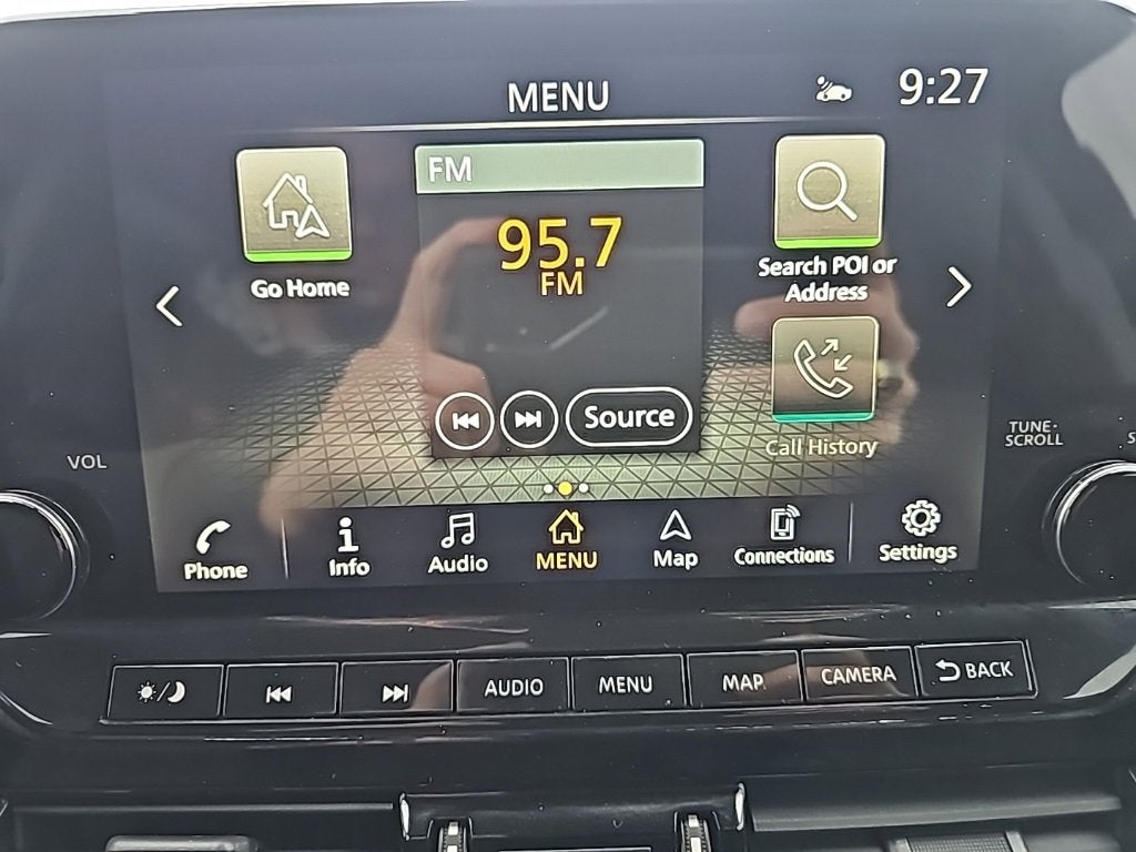 2022 Nissan Pathfinder SL 4WD