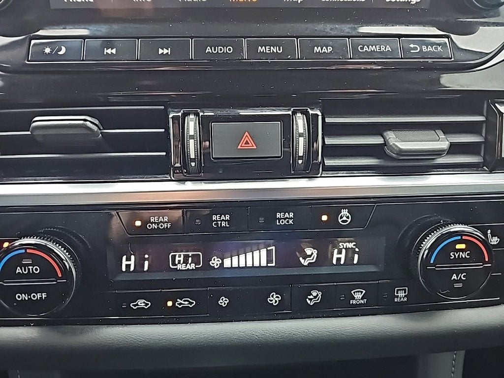 2022 Nissan Pathfinder SL 4WD