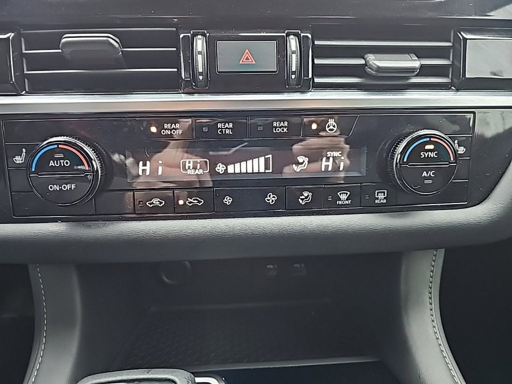 2022 Nissan Pathfinder SL 4WD