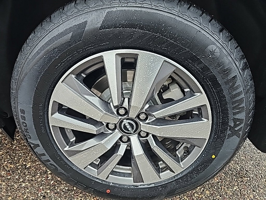 2022 Nissan Pathfinder SL 4WD