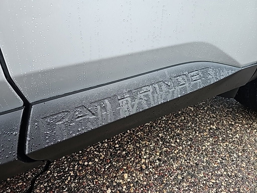 2022 Nissan Pathfinder SL 4WD