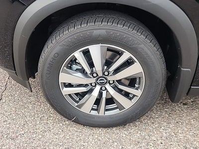 2025 Nissan Pathfinder SL 4WD