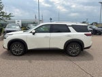 2024 Nissan Pathfinder SL 4WD