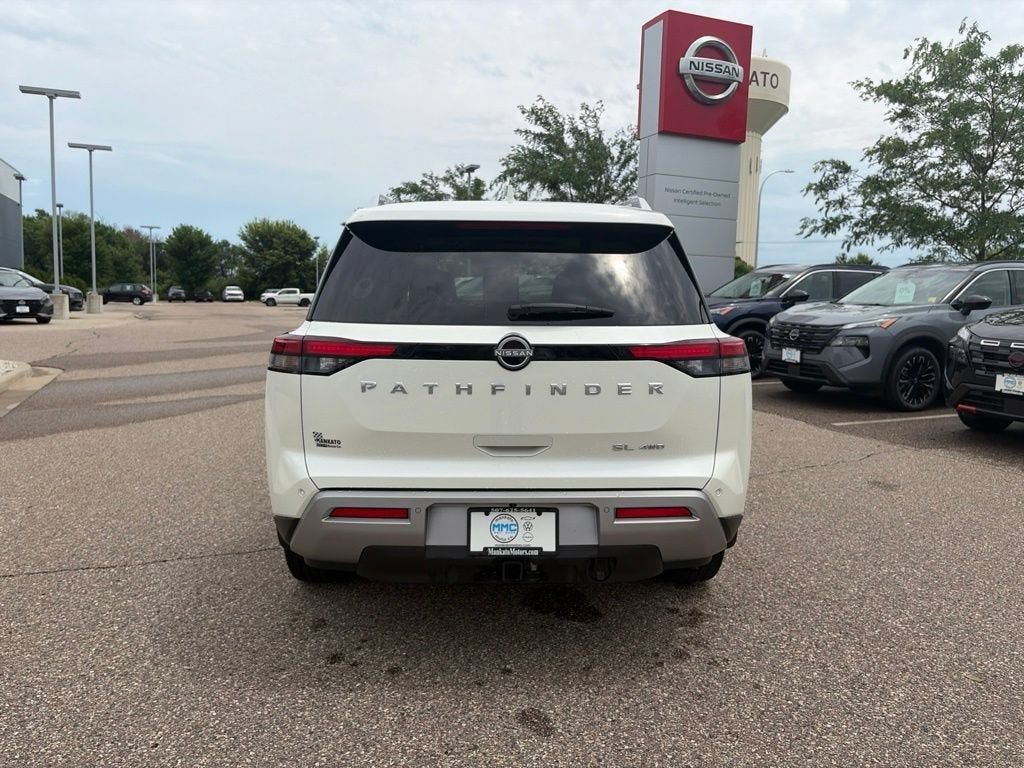 2024 Nissan Pathfinder SL 4WD