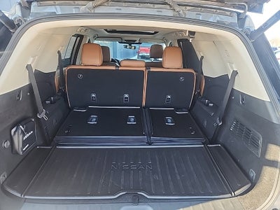 2023 Nissan Pathfinder Platinum 4WD