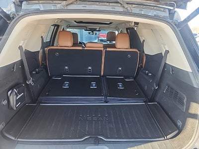 2023 Nissan Pathfinder Platinum 4WD