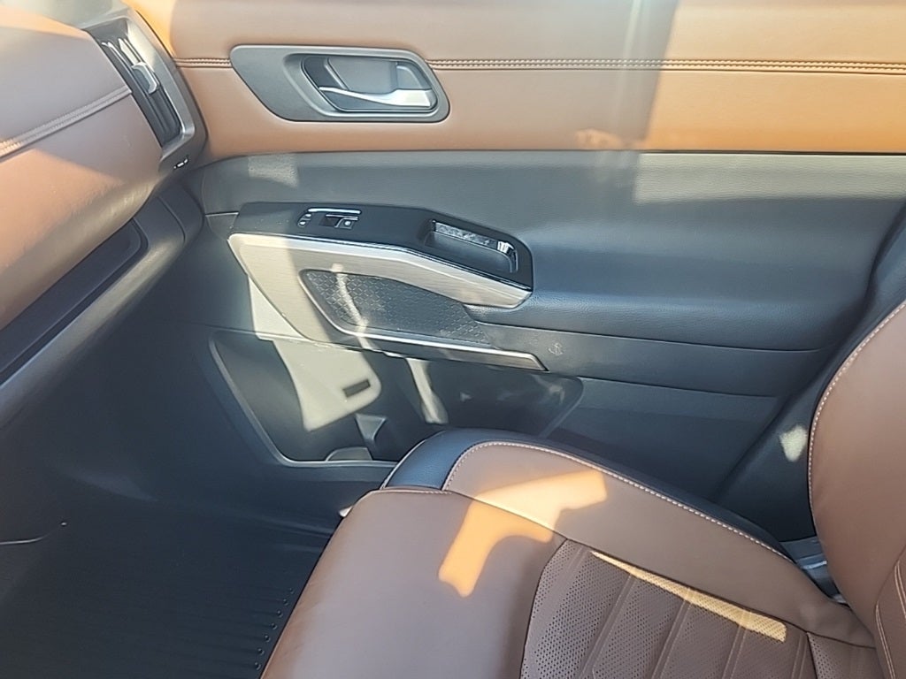 2023 Nissan Pathfinder Platinum 4WD