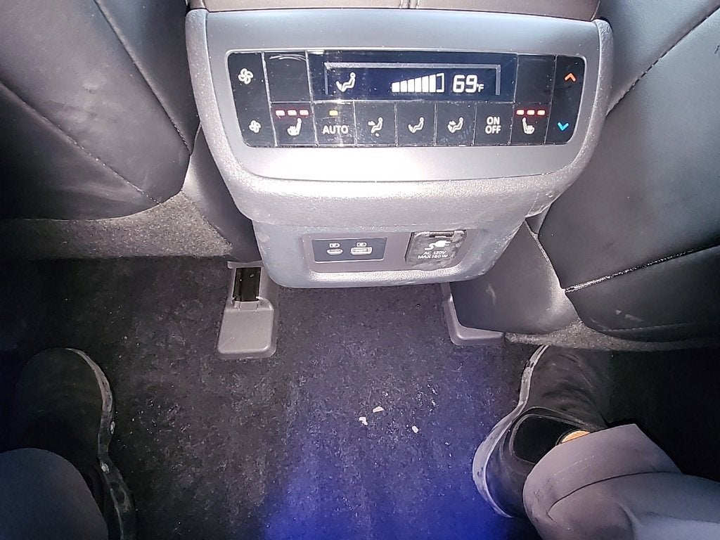 2022 Nissan Pathfinder Platinum 4WD