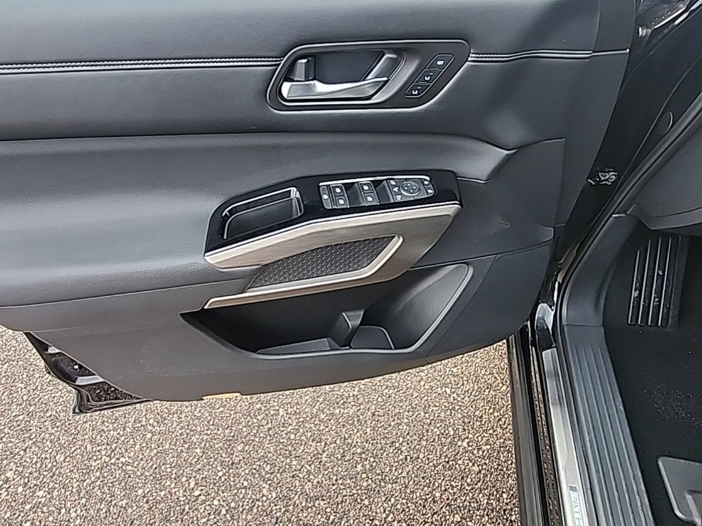 2022 Nissan Pathfinder Platinum 4WD