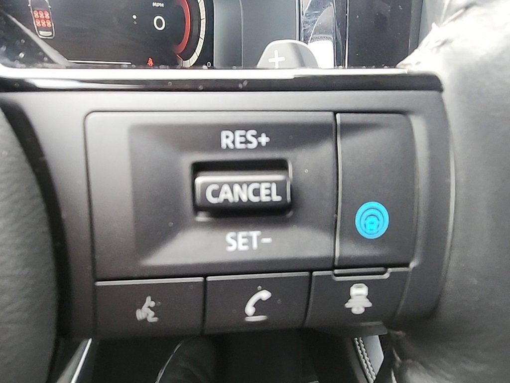 2022 Nissan Pathfinder Platinum 4WD