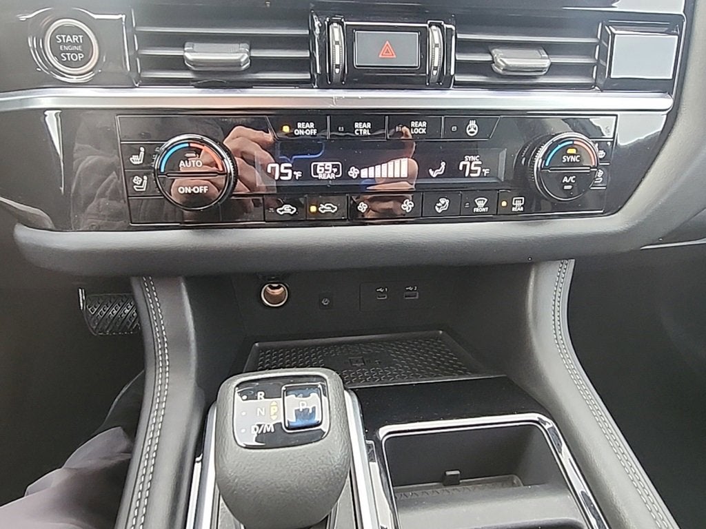 2022 Nissan Pathfinder Platinum 4WD