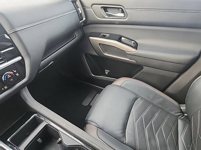 2022 Nissan Pathfinder Platinum 4WD