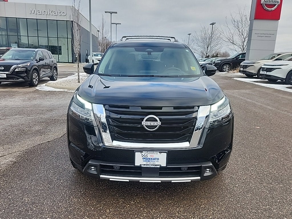 2022 Nissan Pathfinder Platinum 4WD