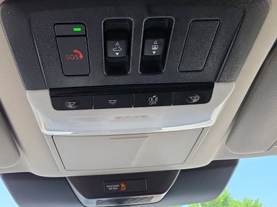 2025 Nissan Pathfinder Platinum 4WD