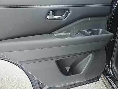 2023 Nissan Pathfinder Platinum 4WD