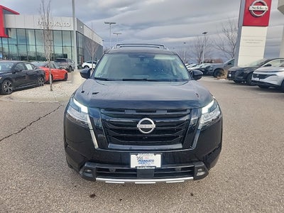 2023 Nissan Pathfinder Platinum 4WD