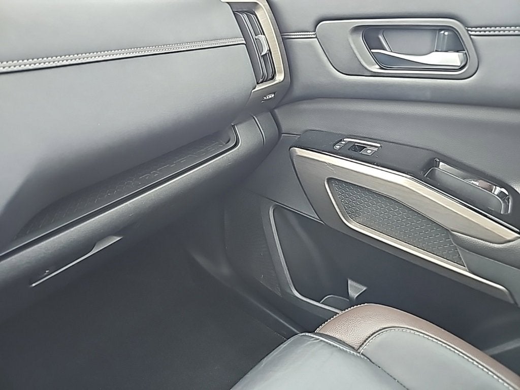 2023 Nissan Pathfinder Platinum 4WD