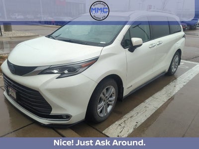 2021 Toyota Sienna Platinum