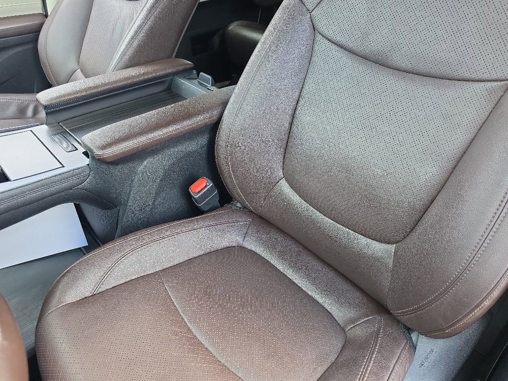 2021 Toyota Sienna Platinum