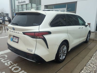 2021 Toyota Sienna Platinum