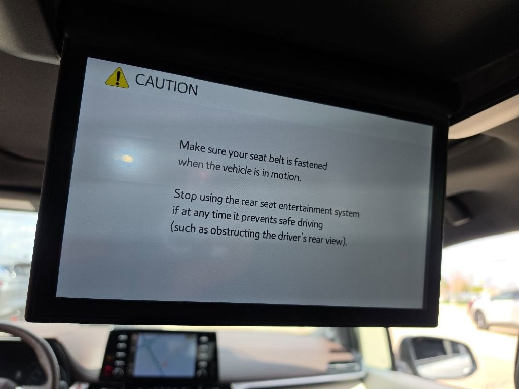 2021 Toyota Sienna Platinum