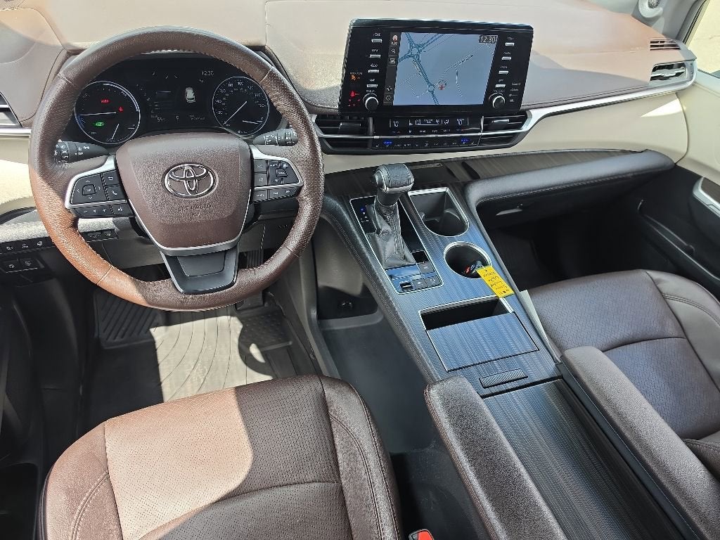 2021 Toyota Sienna Platinum