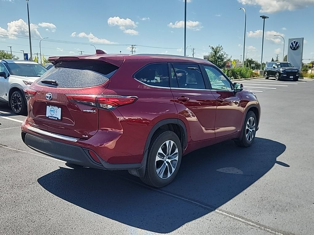 2023 Toyota Highlander Hybrid XLE