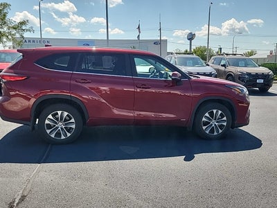 2023 Toyota Highlander Hybrid XLE