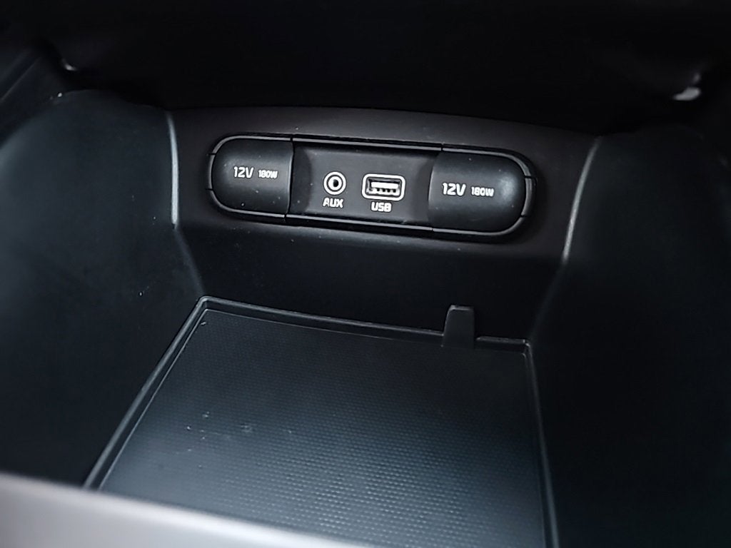 2019 Kia Sorento 3.3L LX