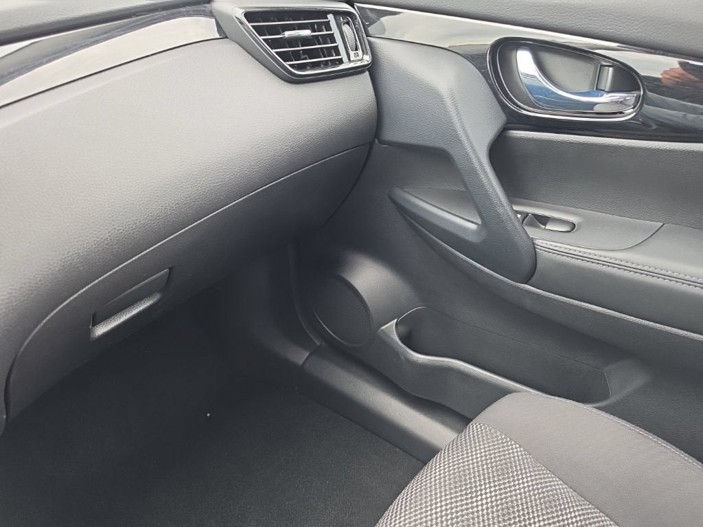 2022 Nissan Rogue Sport SV AWD Xtronic CVT