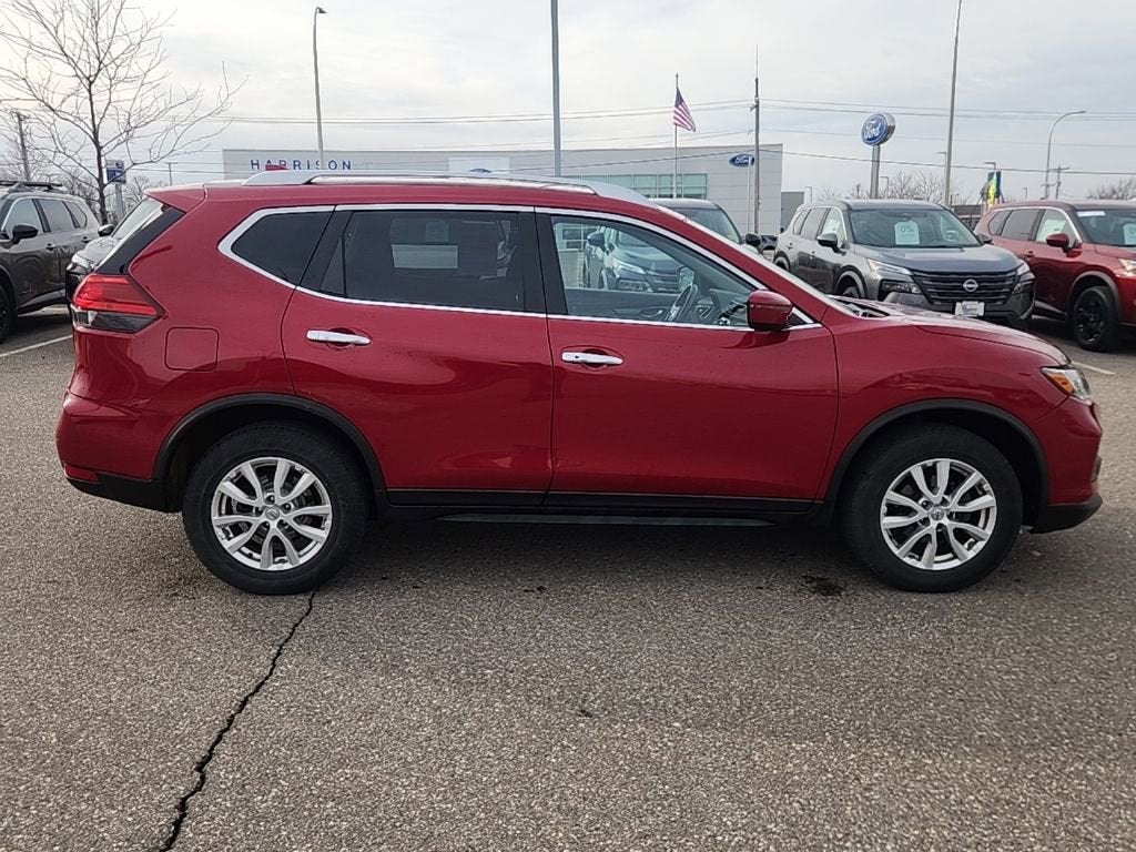 2017 Nissan Rogue SV