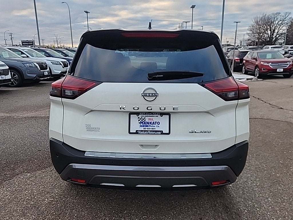 2023 Nissan Rogue SL Intelligent AWD