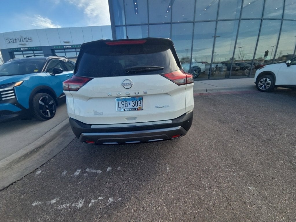 2023 Nissan Rogue SL Intelligent AWD