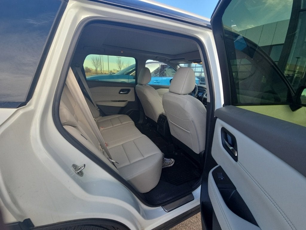 2023 Nissan Rogue SL Intelligent AWD