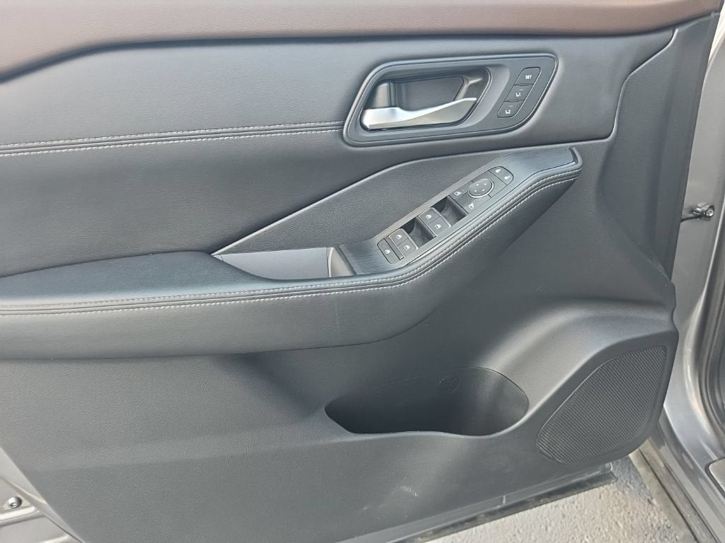2023 Nissan Rogue SL Intelligent AWD