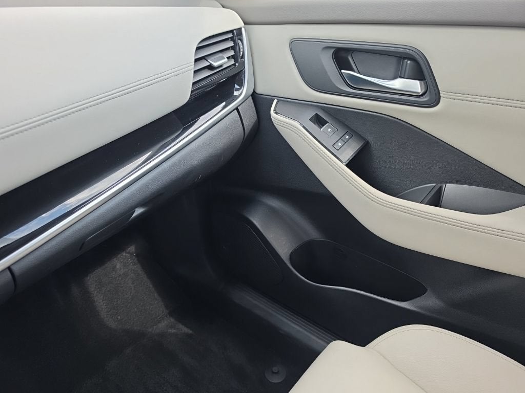 2023 Nissan Rogue SL Intelligent AWD