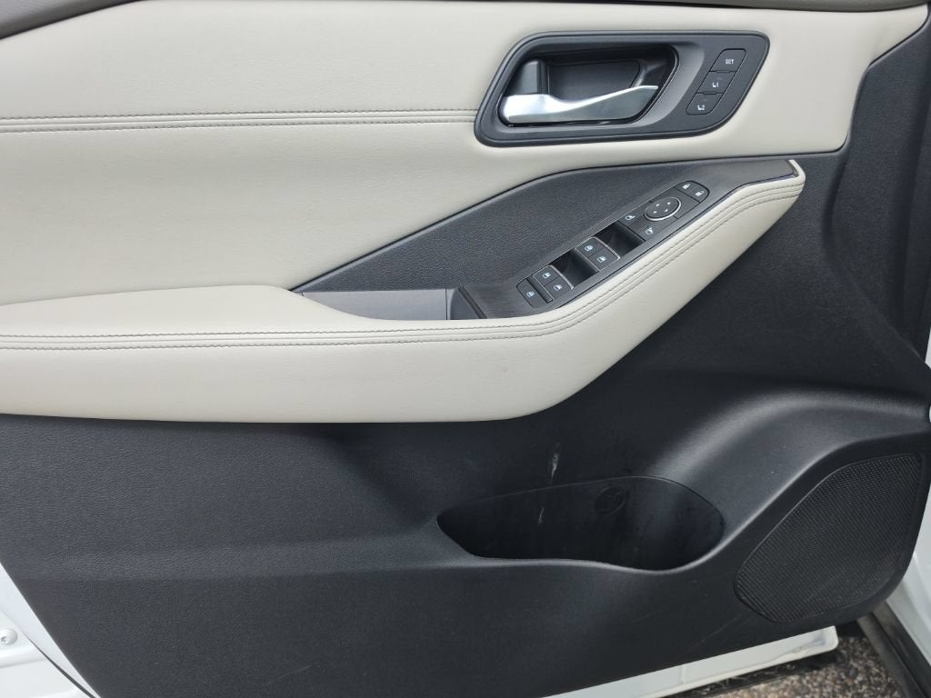 2023 Nissan Rogue SL Intelligent AWD