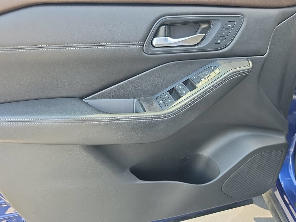 2023 Nissan Rogue SL Intelligent AWD